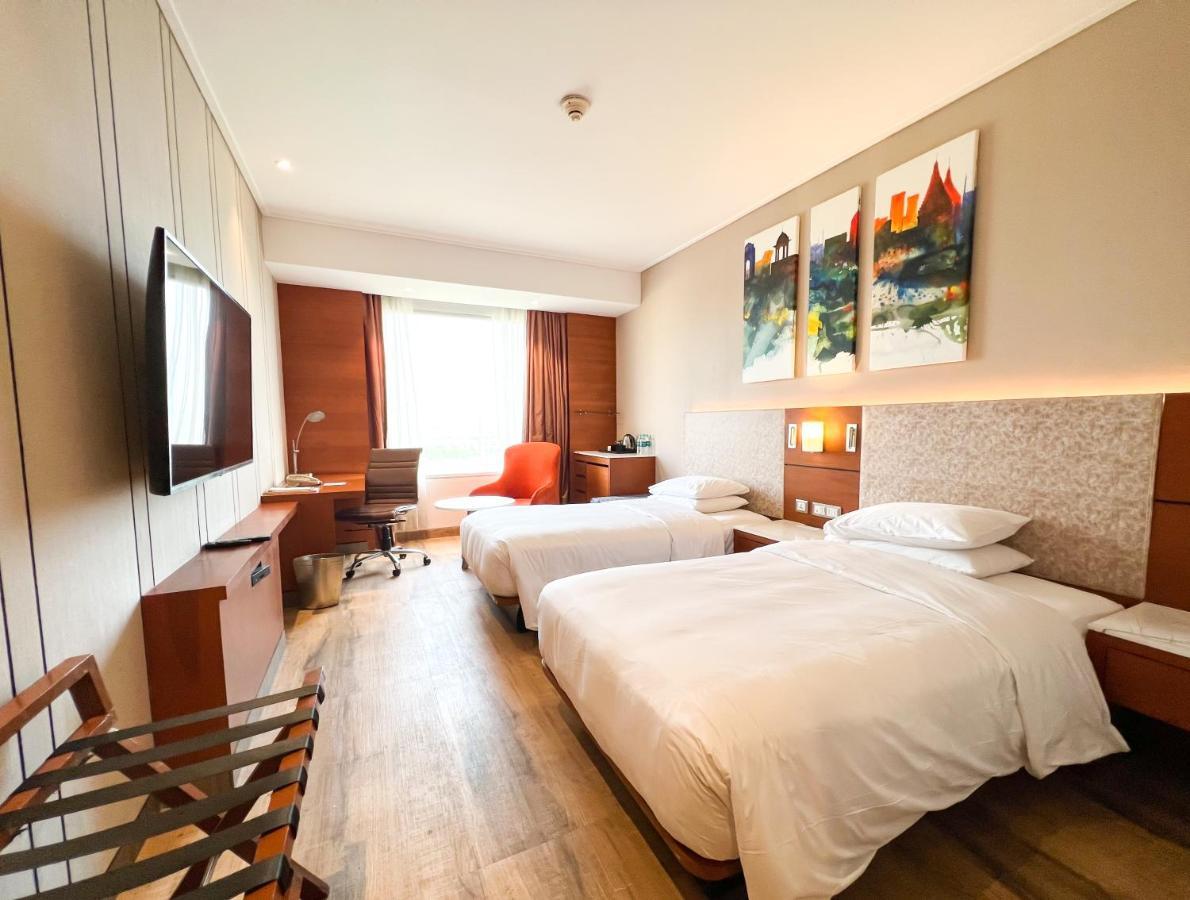 Hyatt Centric Janakpuri 5*